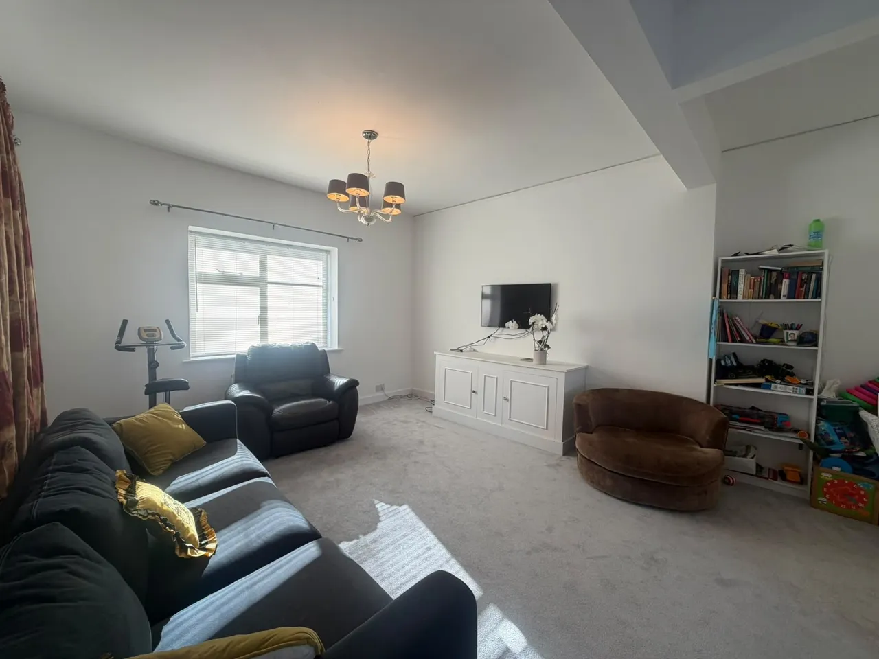Ben Rhydding Drive, Ilkley, LS29, photo 3