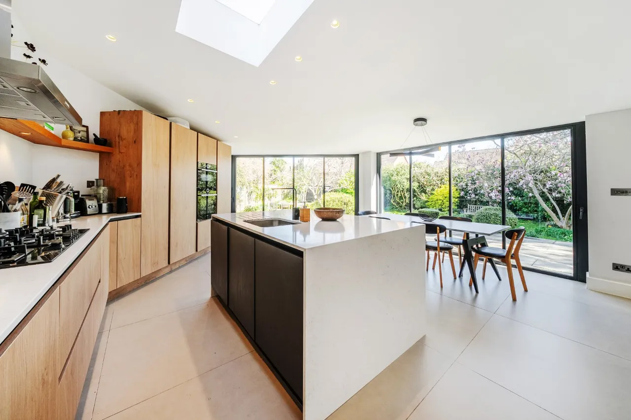 4 bed house for sale, St. Julian's Close, Streatham Common, SW16