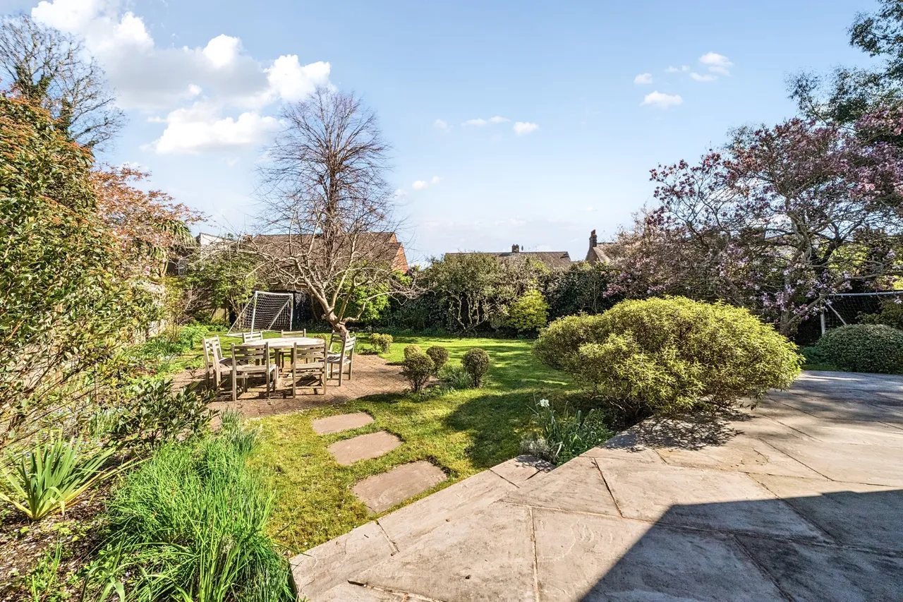 St. Julian's Close, Streatham Common, SW16, photo 20