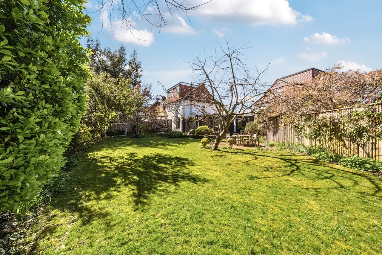 St. Julian's Close, Streatham Common, SW16, photo 18
