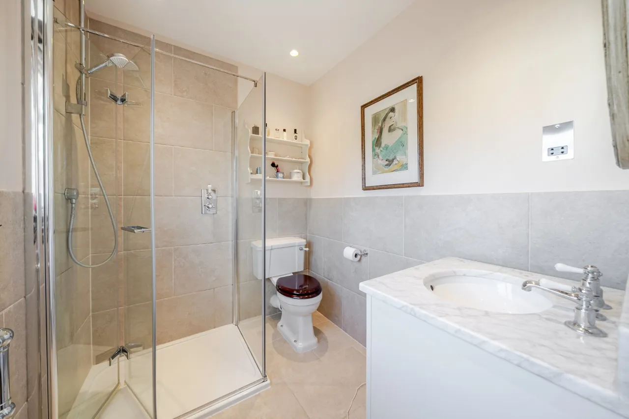 St. Julian's Close, Streatham Common, SW16, photo 11