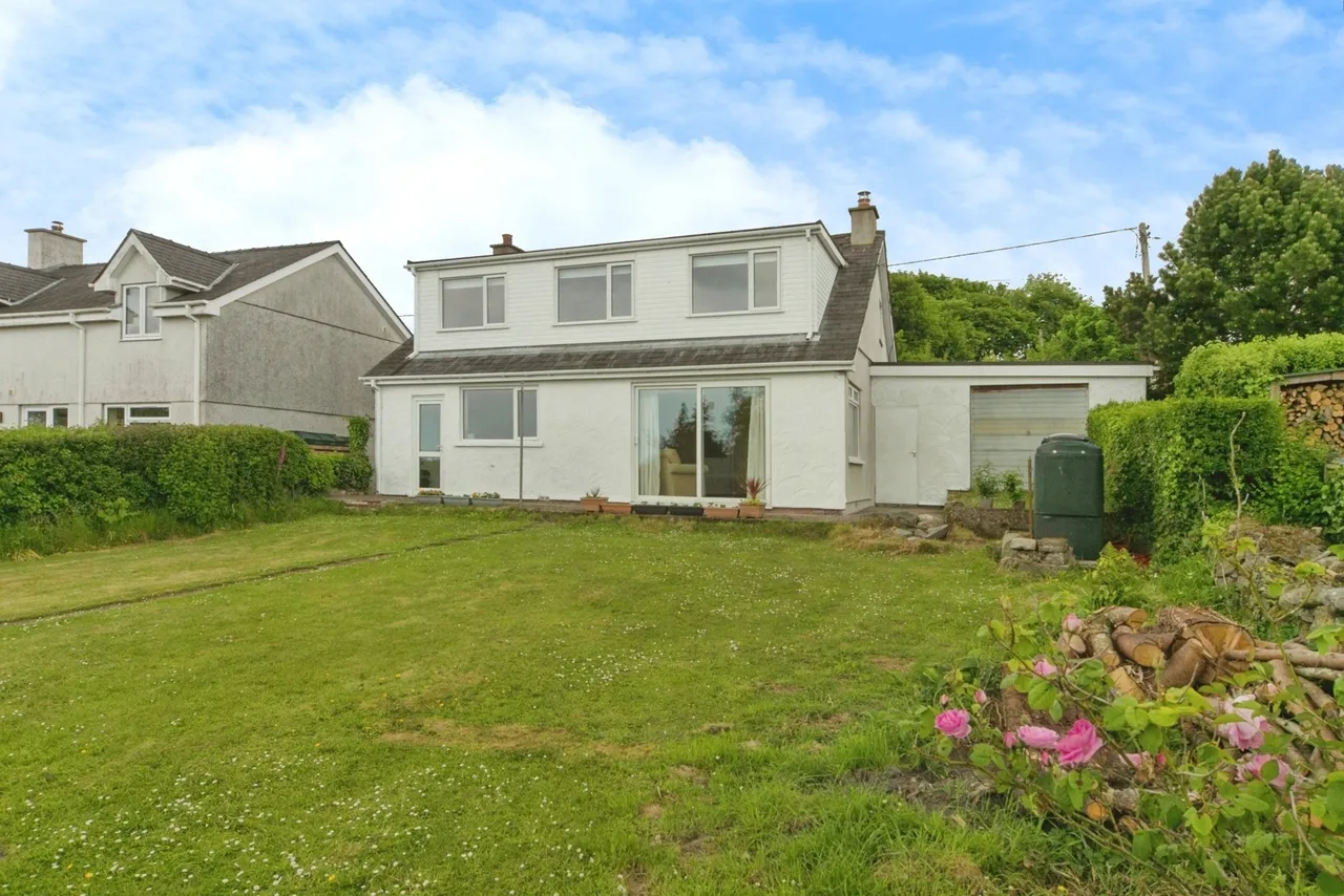 Rhostryfan, Caernarfon, LL54, photo 11