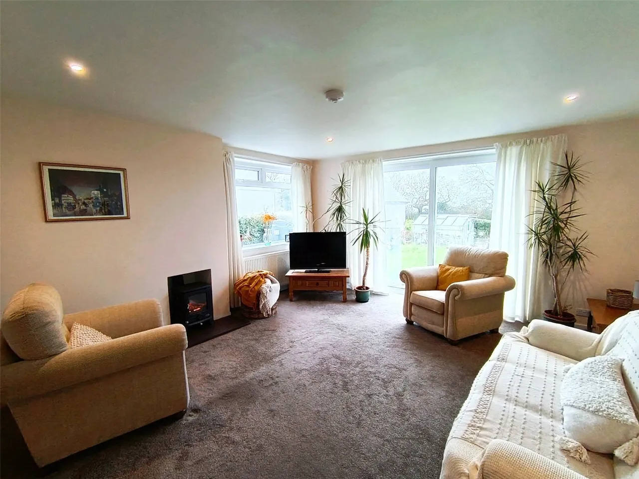 Rhostryfan, Caernarfon, LL54, photo 2