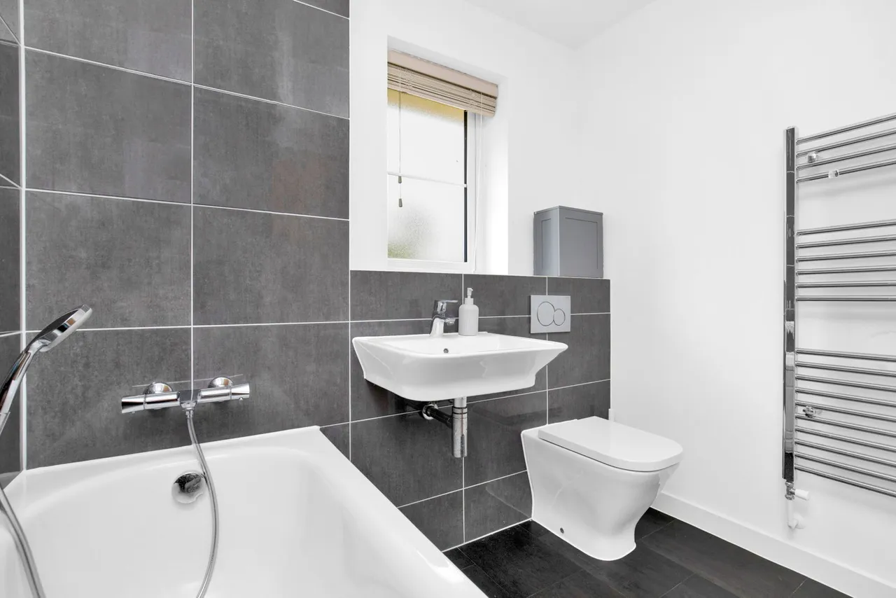 Isles Quarry Road, Borough Green, TN15 8FP, photo 10