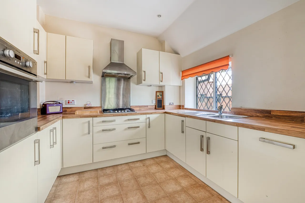 Killick Mews, Cheam, SM3, photo 9