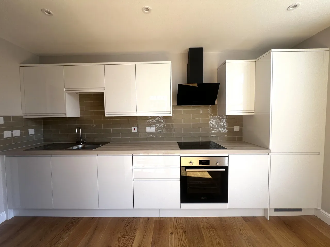 East Park, Crawley, RH10, photo 2