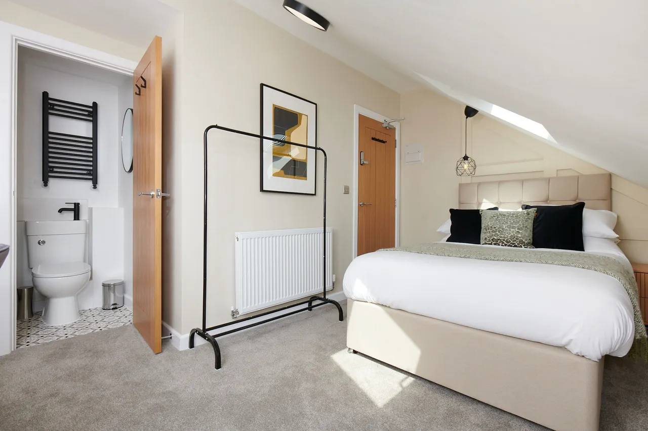 house to rent — Room 5, Lord Haddon Road DE7 8AX