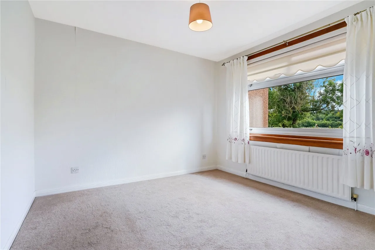 Beauly Court, Grangemouth, Stirlingshire, FK3, photo 4