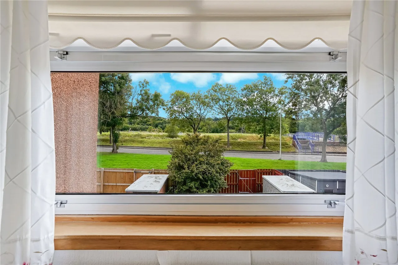 Beauly Court, Grangemouth, Stirlingshire, FK3, photo 13