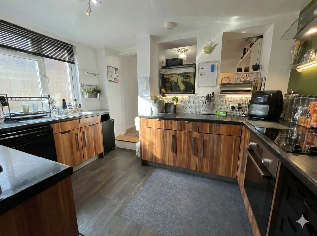 Kingston Road, Leatherhead, KT22, photo 5