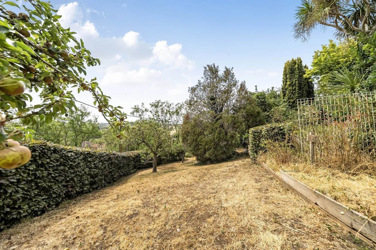 Hillside, Axbridge, BS26, photo 20