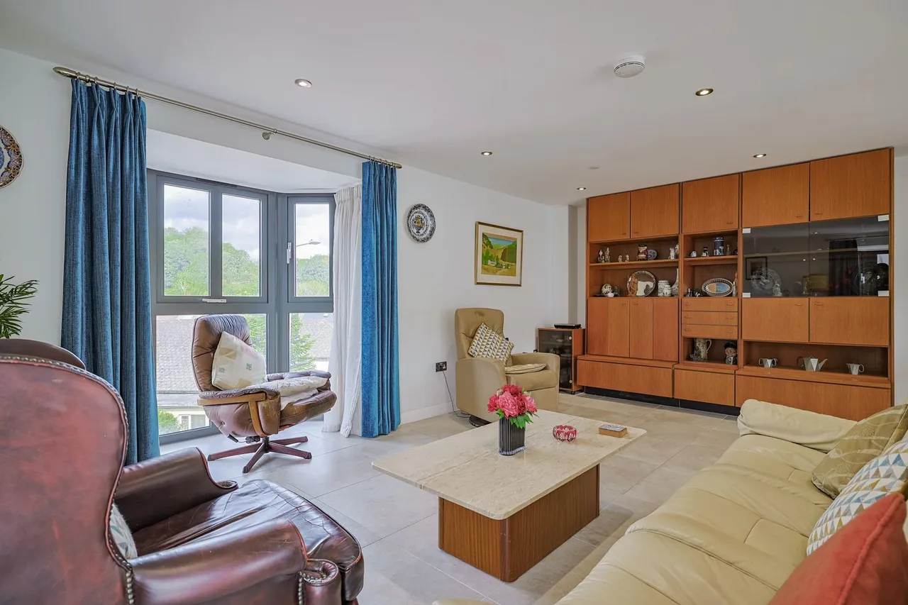 Oyster Court, Mumbles, SA3, photo 12