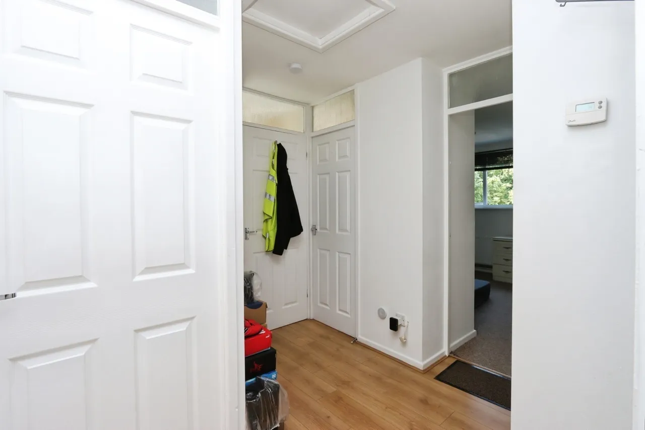 Mill Meadow Close, Sothall, Sheffield, S20, photo 6