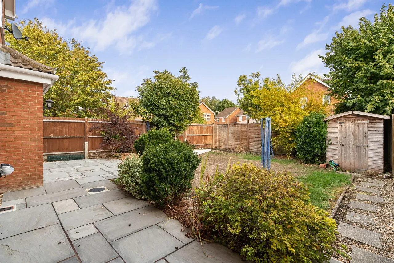 Wyvern Close, Ash Vale, GU12, photo 9