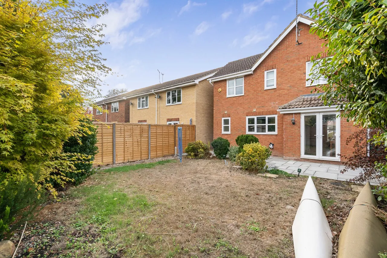 Wyvern Close, Ash Vale, GU12, photo 20