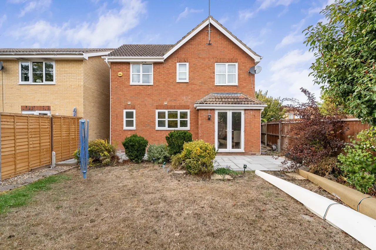 Wyvern Close, Ash Vale, GU12, photo 10