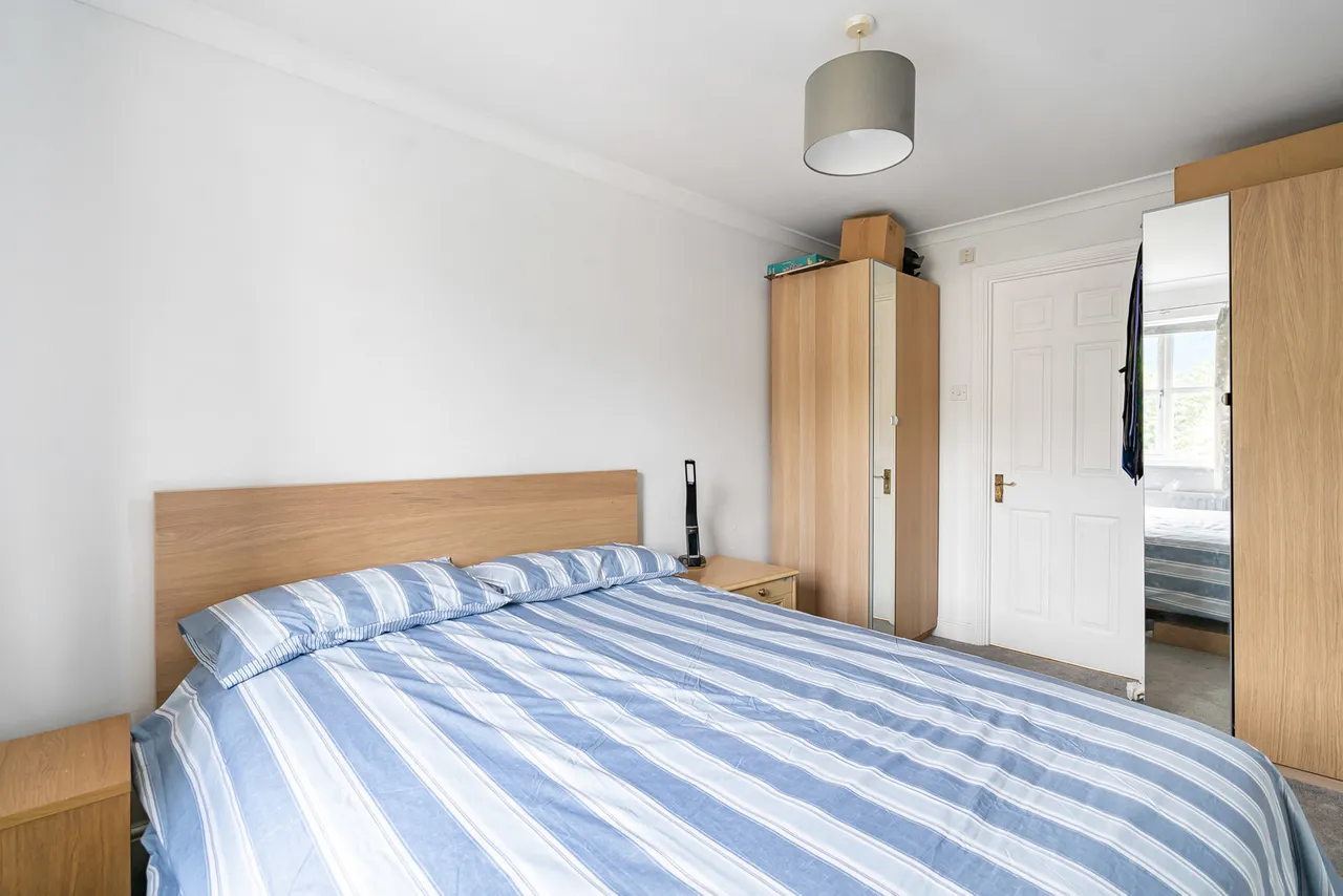 Wyvern Close, Ash Vale, GU12, photo 16