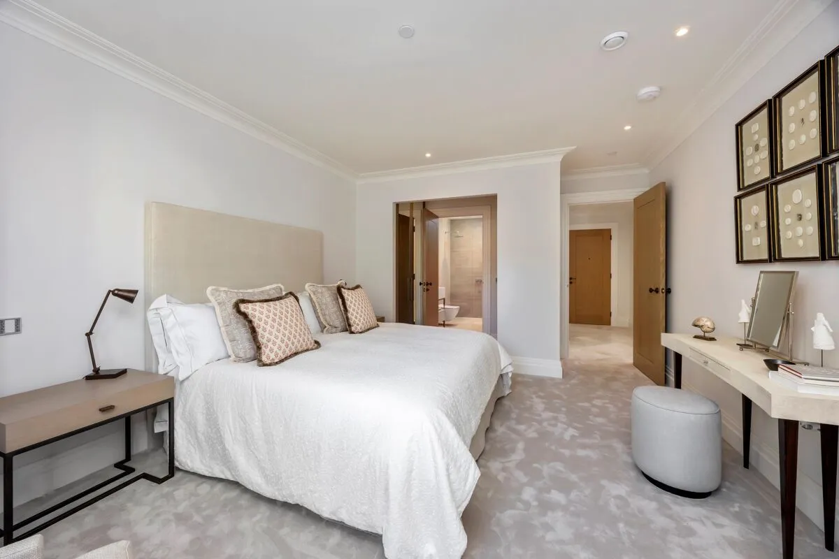 The Percy, Cooper's Hill, TW20, photo 13