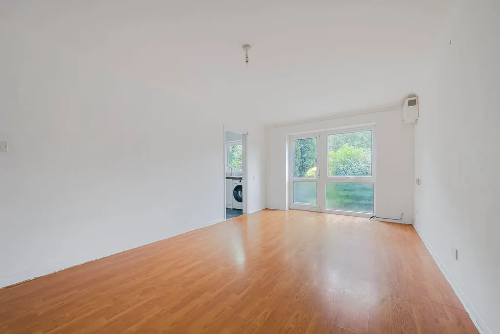 Blackmore Way, Uxbridge, UB8, photo 2