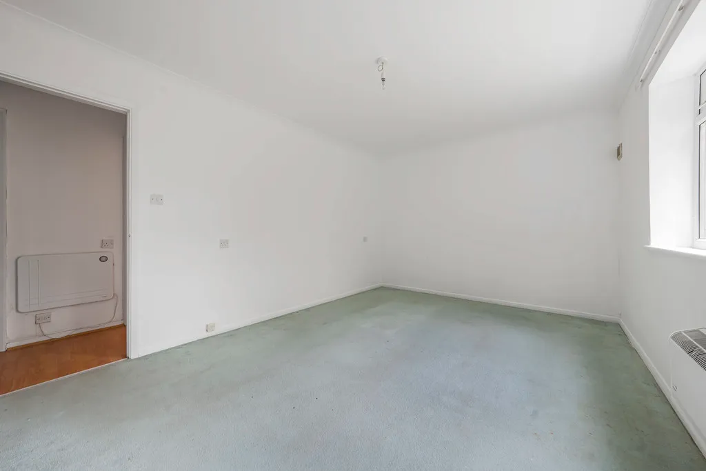Blackmore Way, Uxbridge, UB8, photo 18