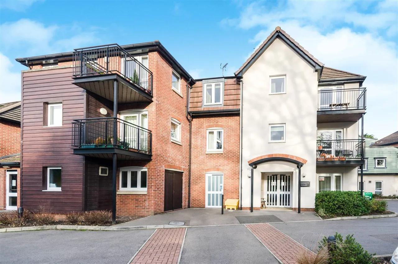 Ringwood Road, Ferndown, BH22, photo 19