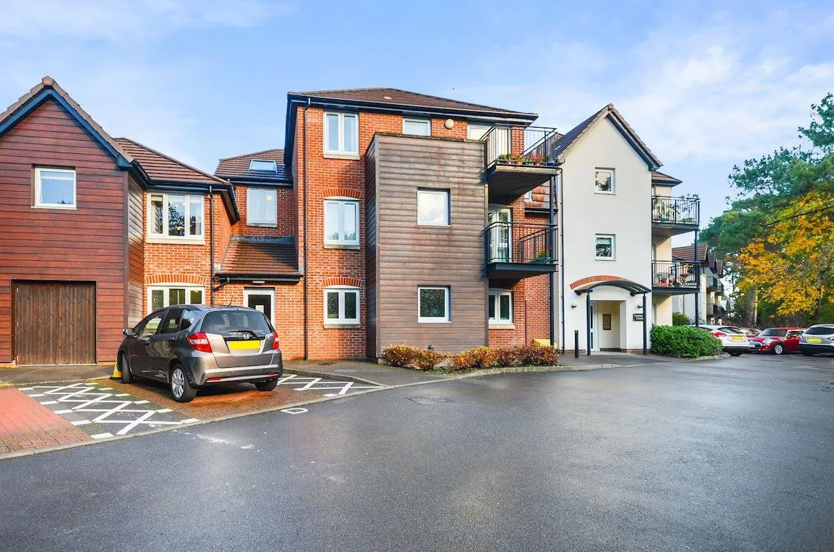Ringwood Road, Ferndown, BH22, photo 20