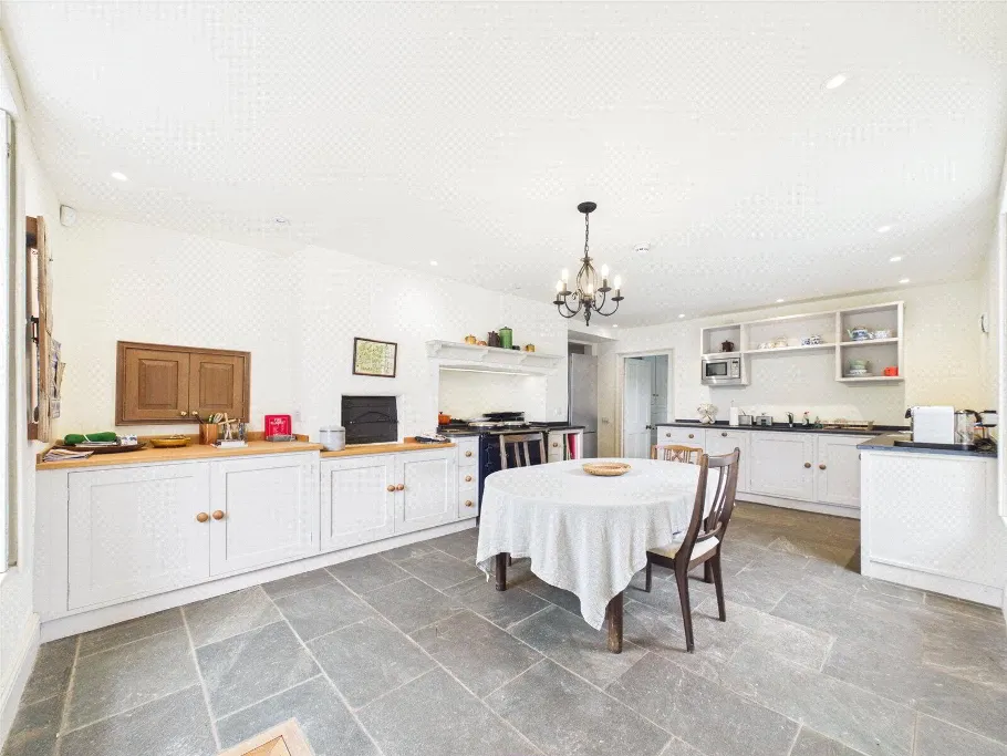 Torrington Road, Winkleigh, EX19, photo 10