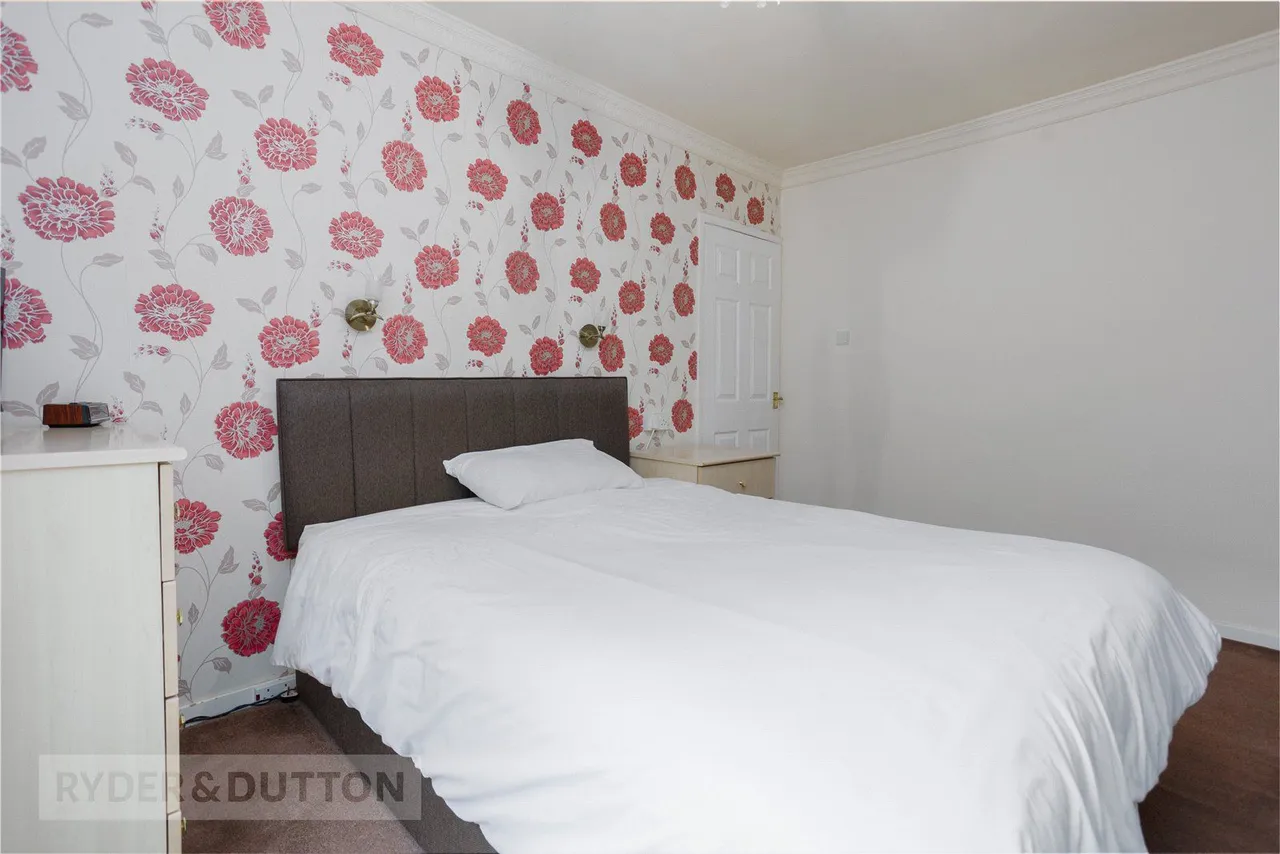 Regent Drive, Mossley, OL5, photo 13