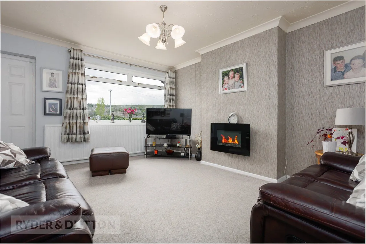 Regent Drive, Mossley, OL5, photo 8