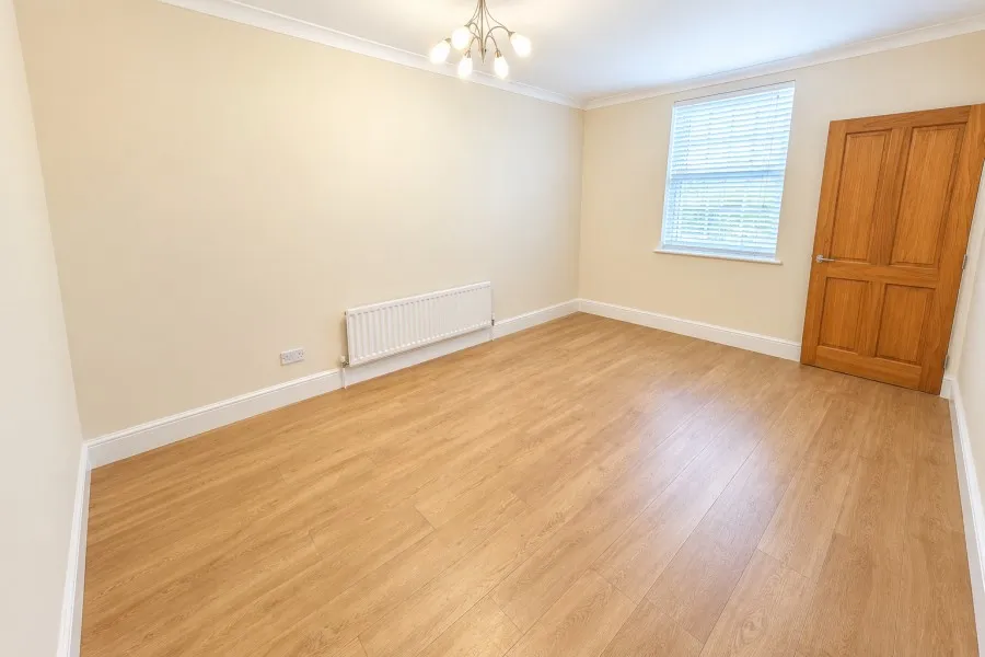 Chobham Road, Woking, GU21, photo 3