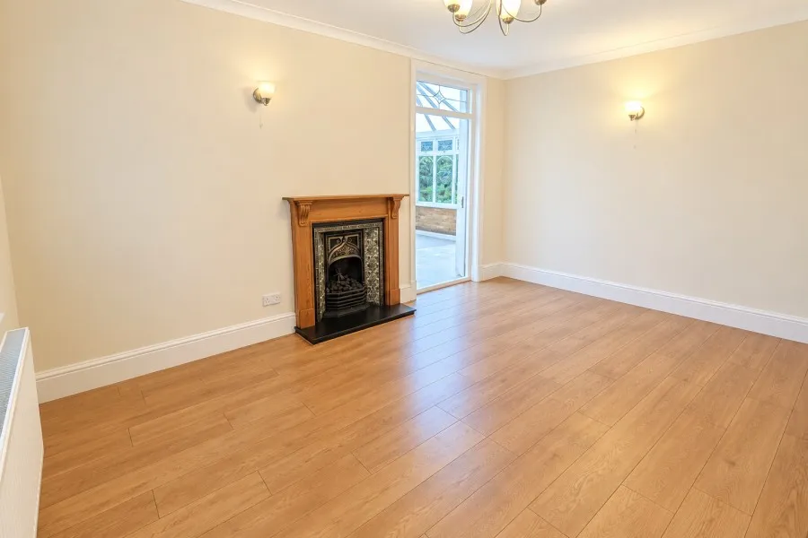 Chobham Road, Woking, GU21, photo 5