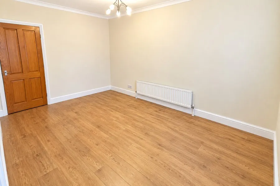 Chobham Road, Woking, GU21, photo 2