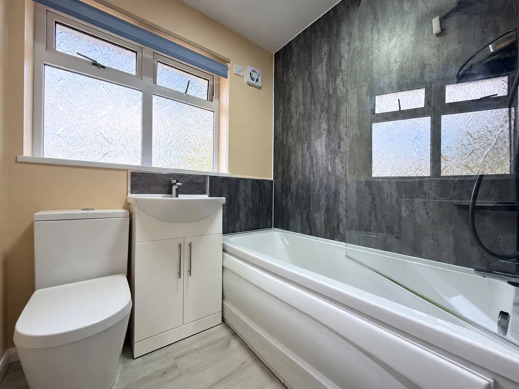 Lambourne Close, Great Wyrley, WS6, photo 22