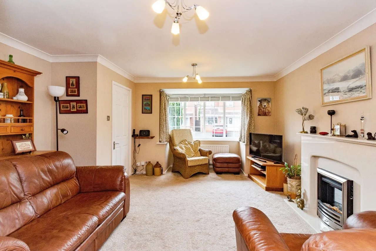 Leeses Close, Shawbirch, Telford TF5 0NN, photo 5