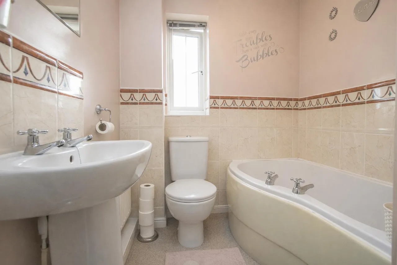 Charlton Court, Bowburn, DH6, photo 11
