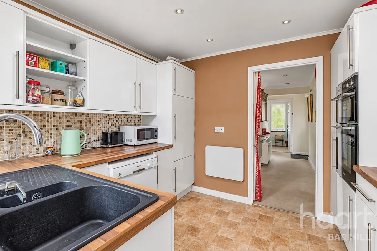 Kingfisher Close, Bourn, CB23, photo 5