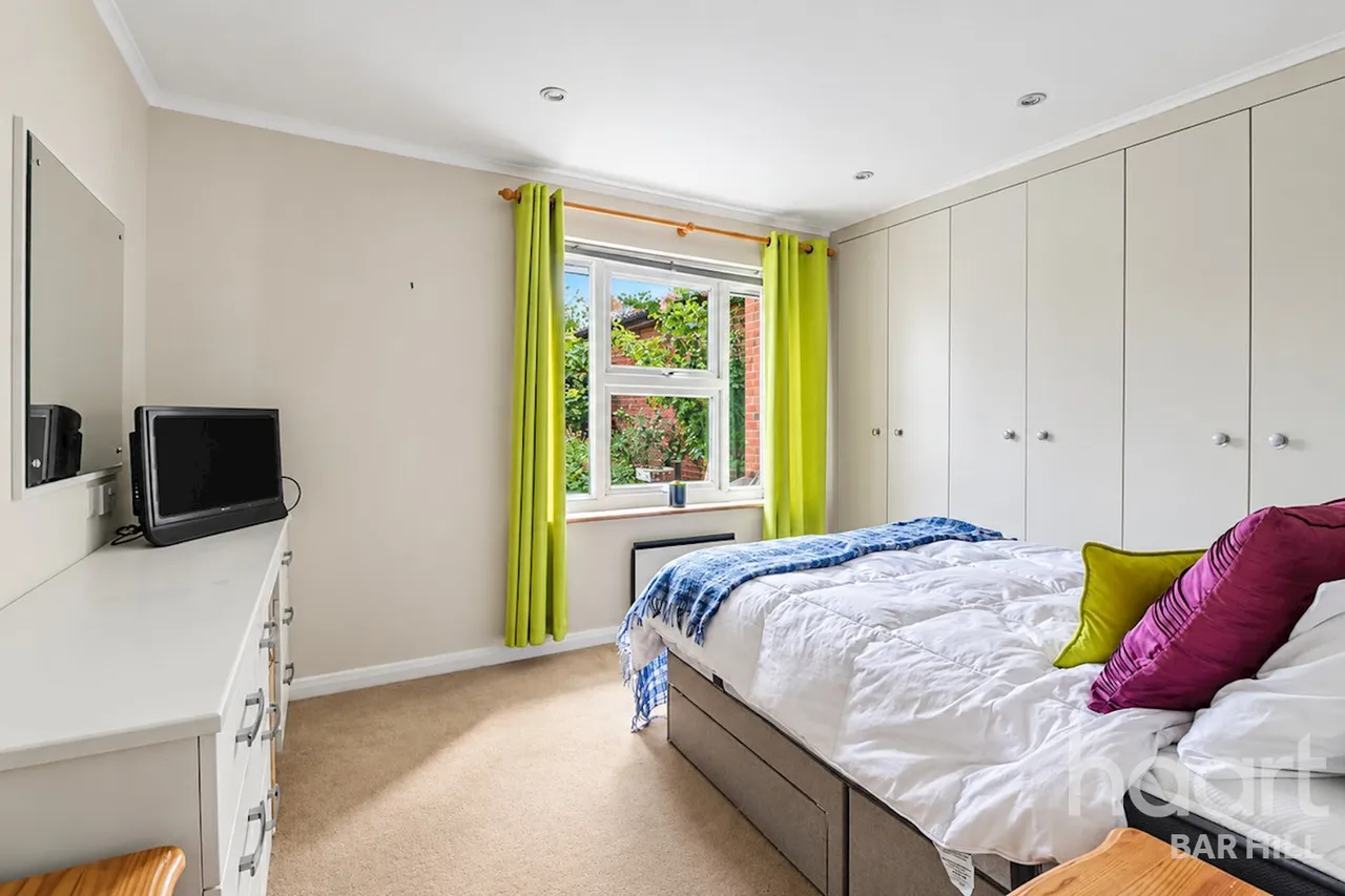 Kingfisher Close, Bourn, CB23, photo 2