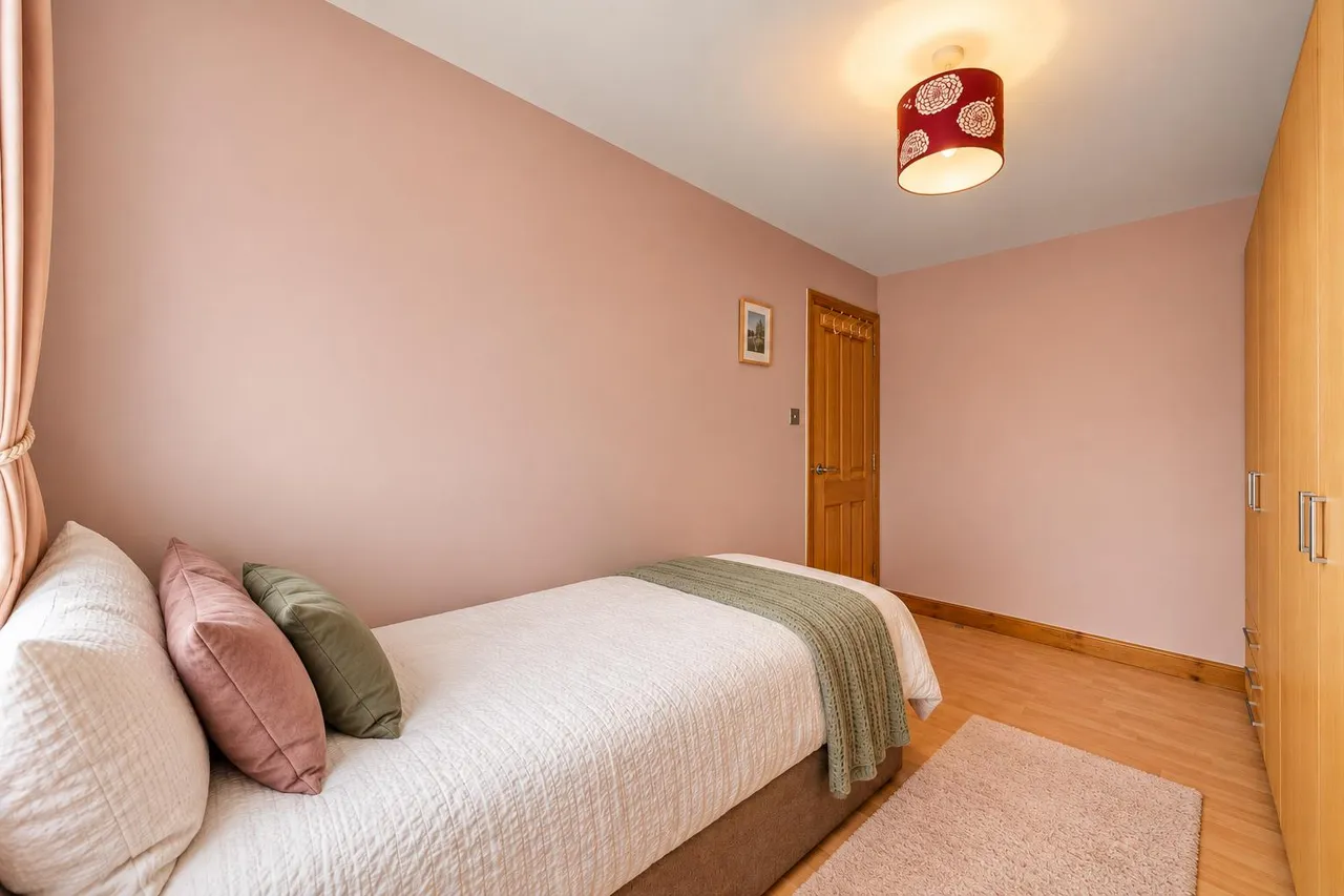 Paddington Close, Hayes, photo 10
