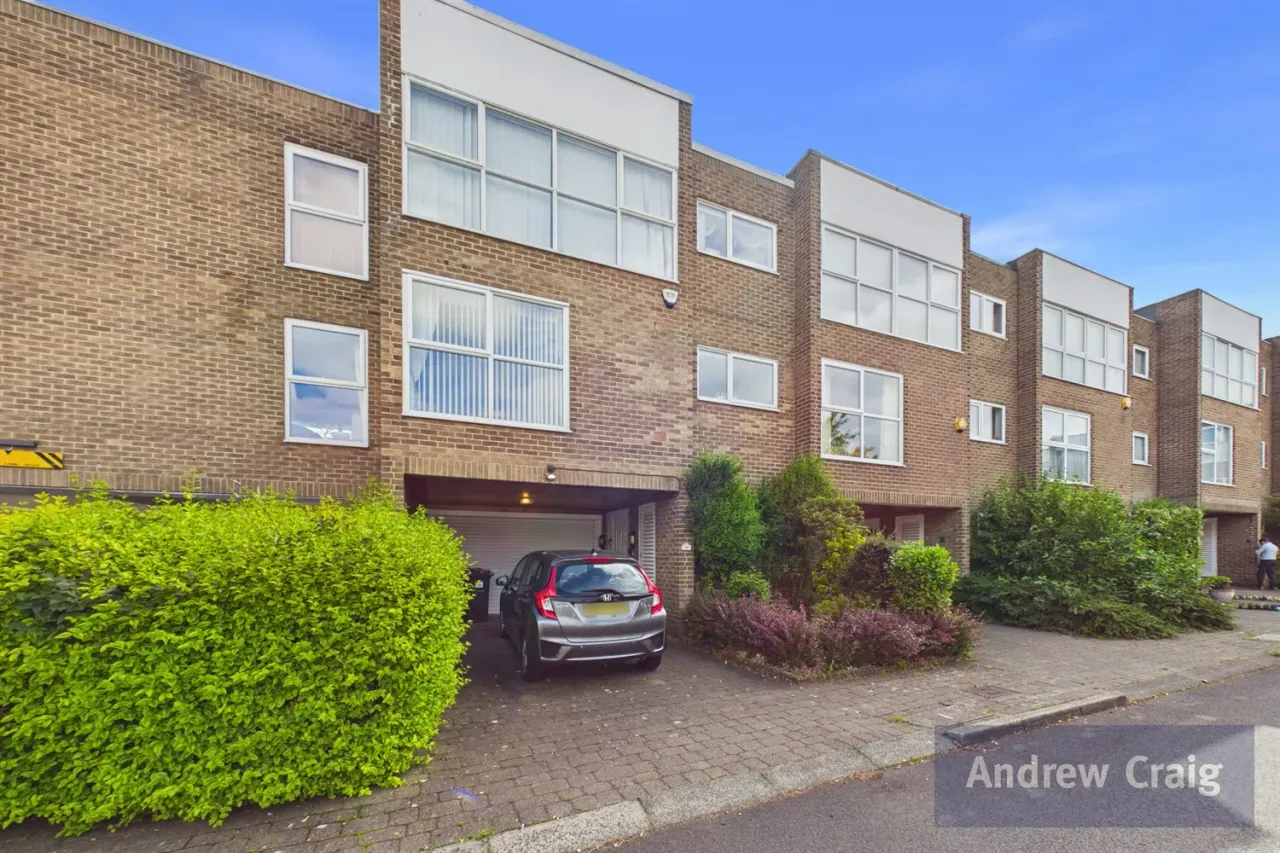 Albany Mews, Gosforth, NE3, photo 31