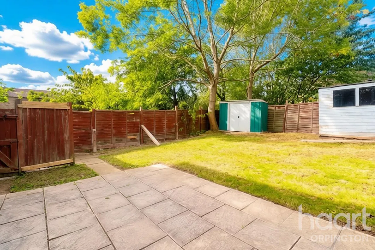 Mickleham Close, Orpington, BR5, photo 10