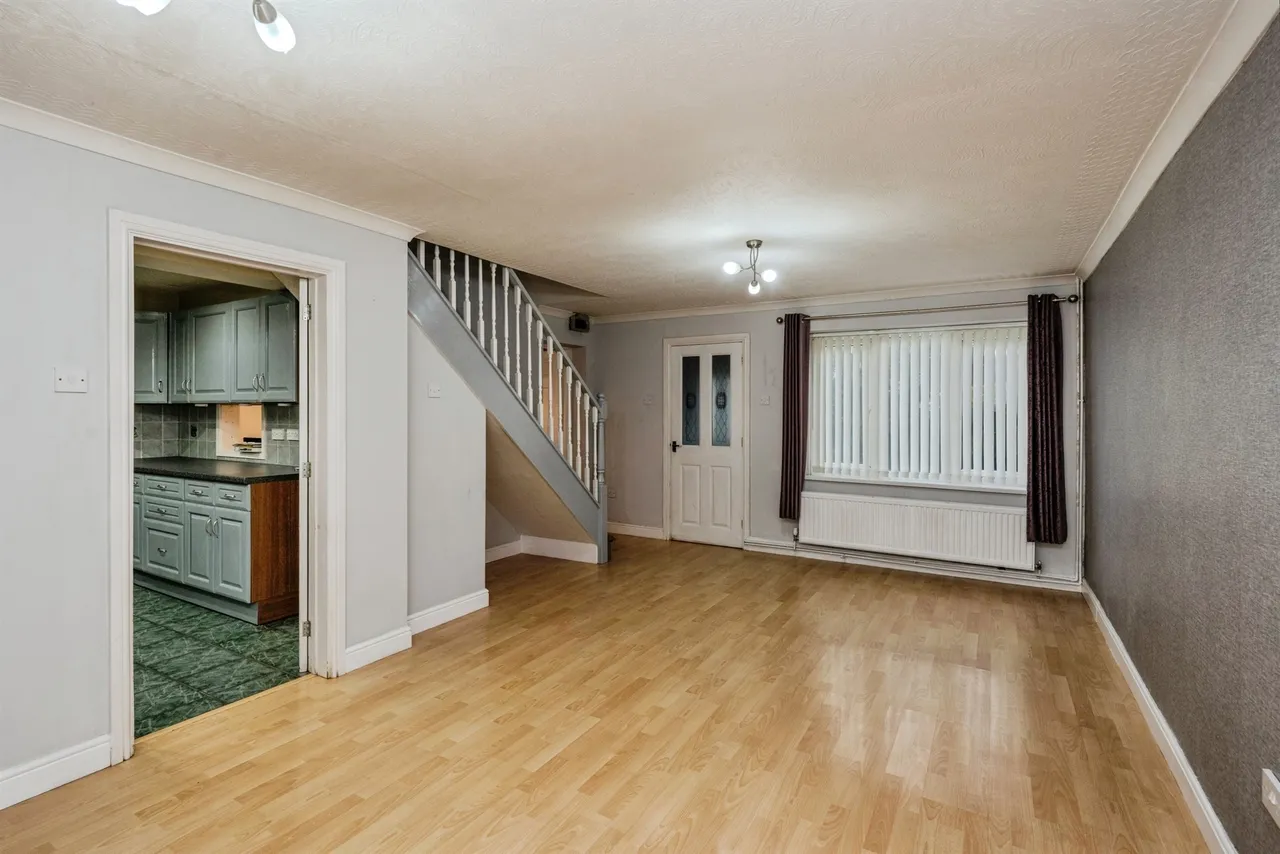 St Nicholas Close, Swansea, SA5, photo 19