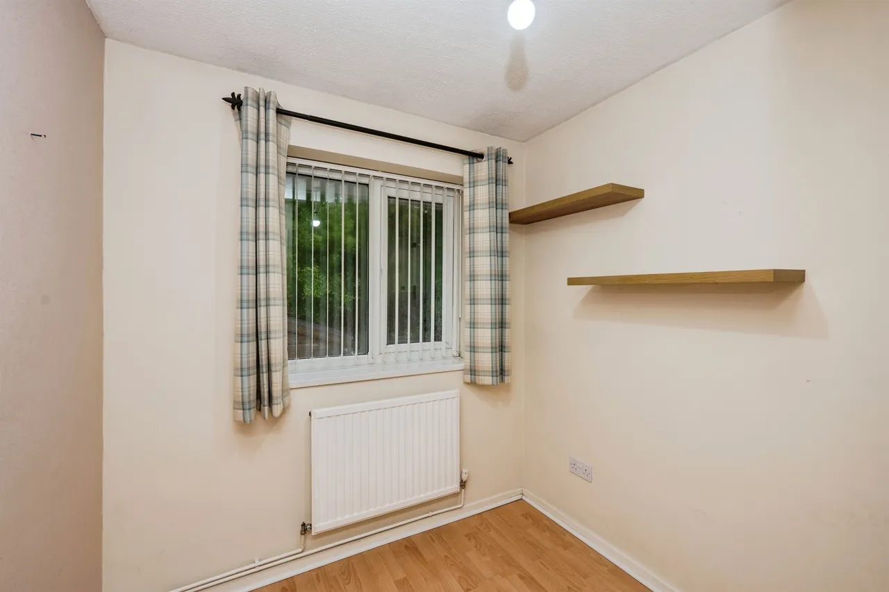 St Nicholas Close, Swansea, SA5, photo 7