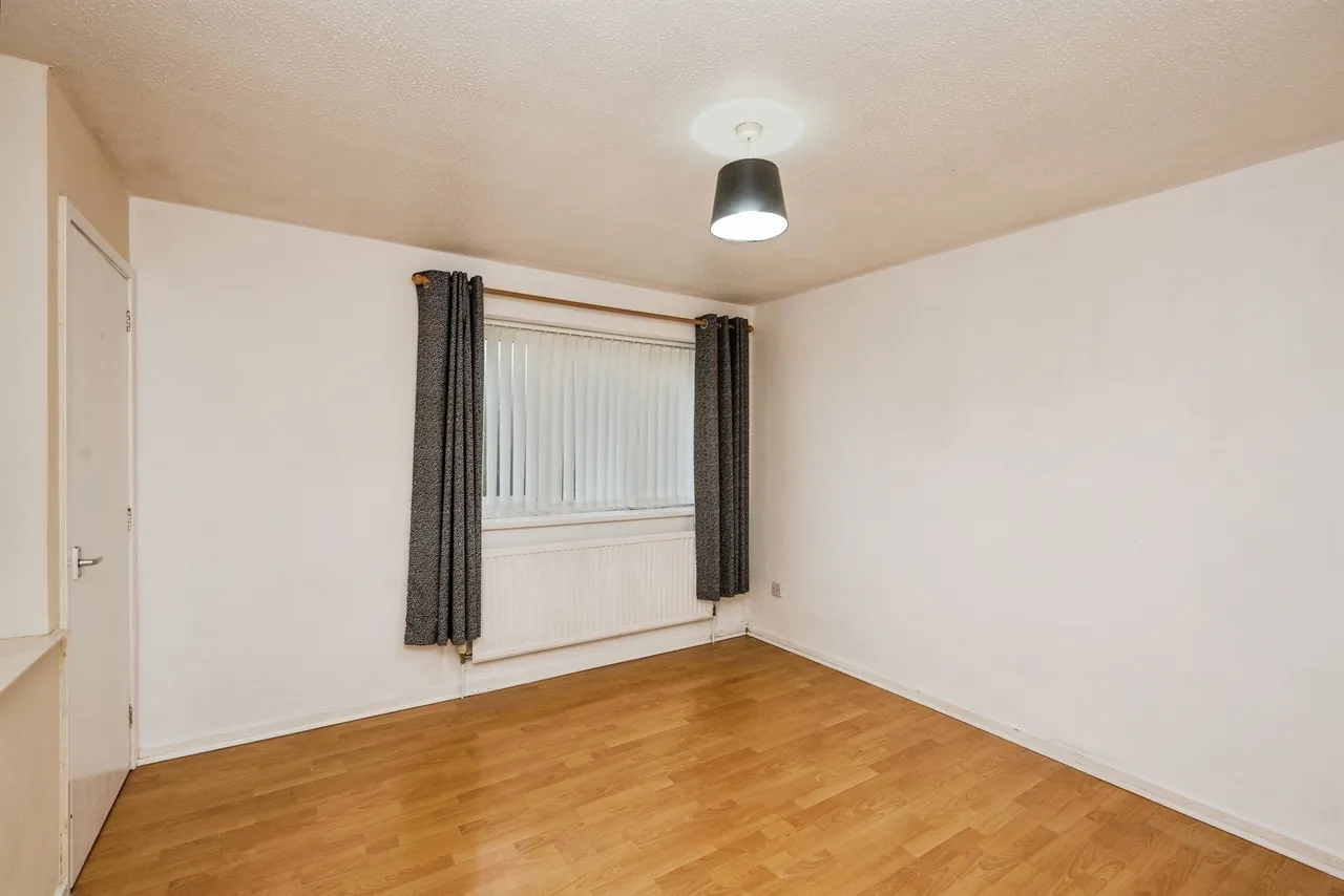 St Nicholas Close, Swansea, SA5, photo 12