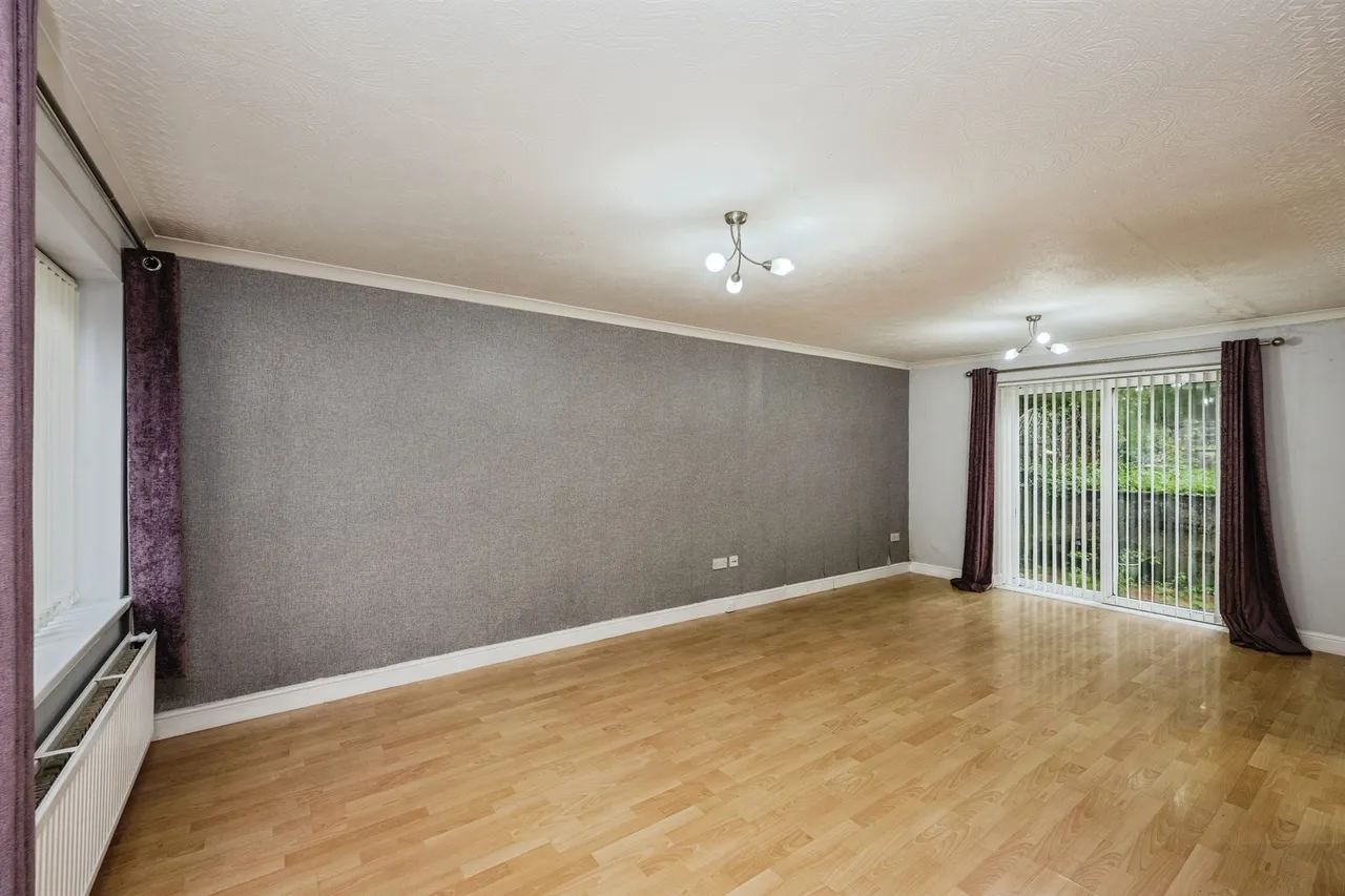 St Nicholas Close, Swansea, SA5, photo 17