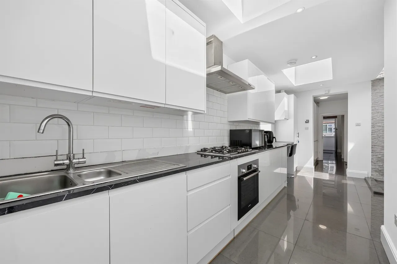 Harcourt Road, Thornton Heath, CR7, photo 2