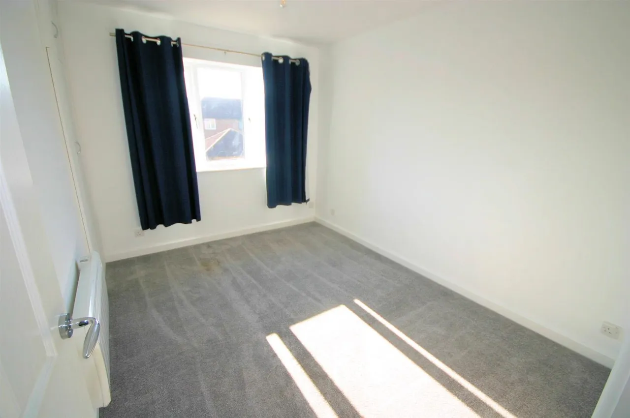 Elveden Close, Bushmead, LU2, photo 8