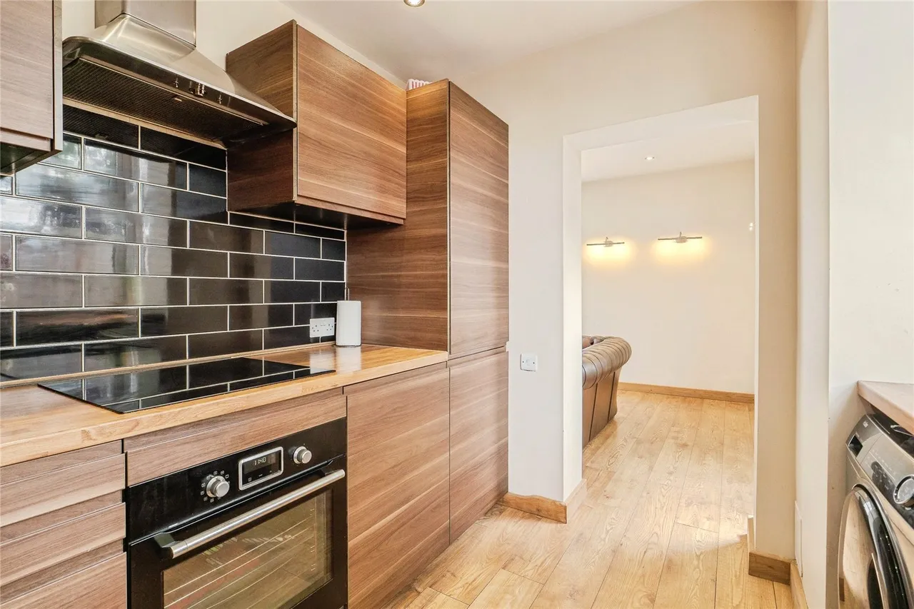 Canterbury Terrace, Westcotes, LE3, photo 6
