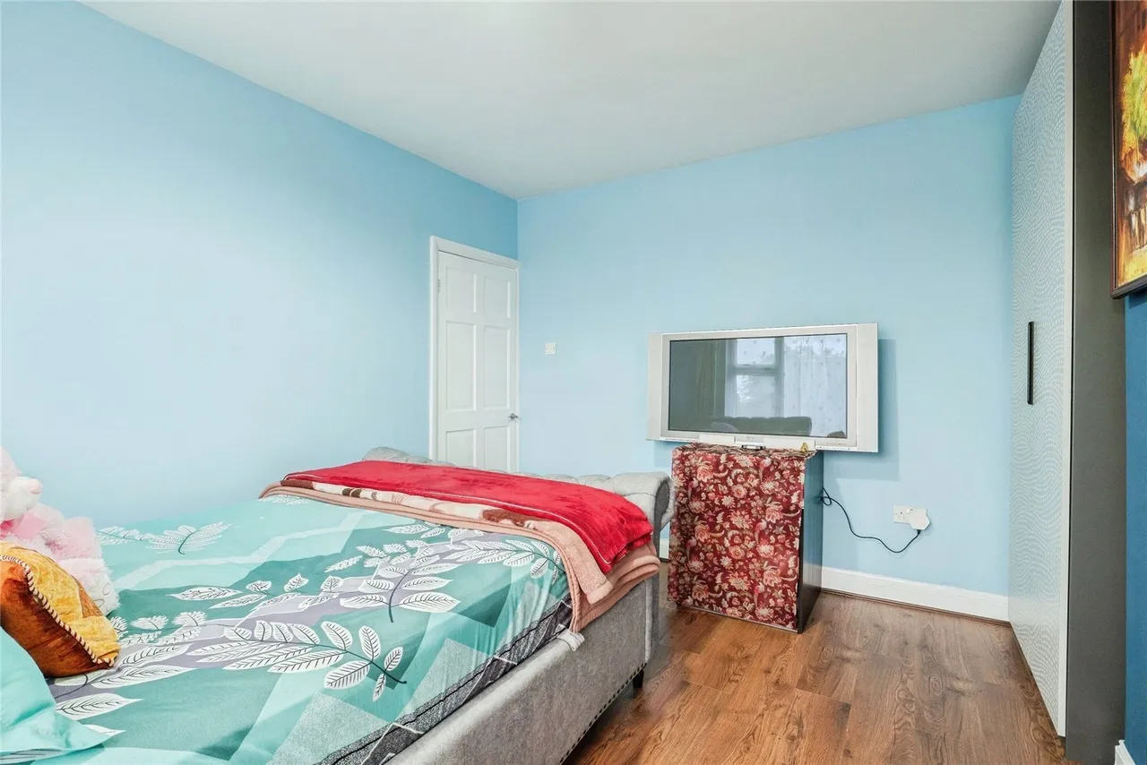 Canterbury Terrace, Westcotes, LE3, photo 15