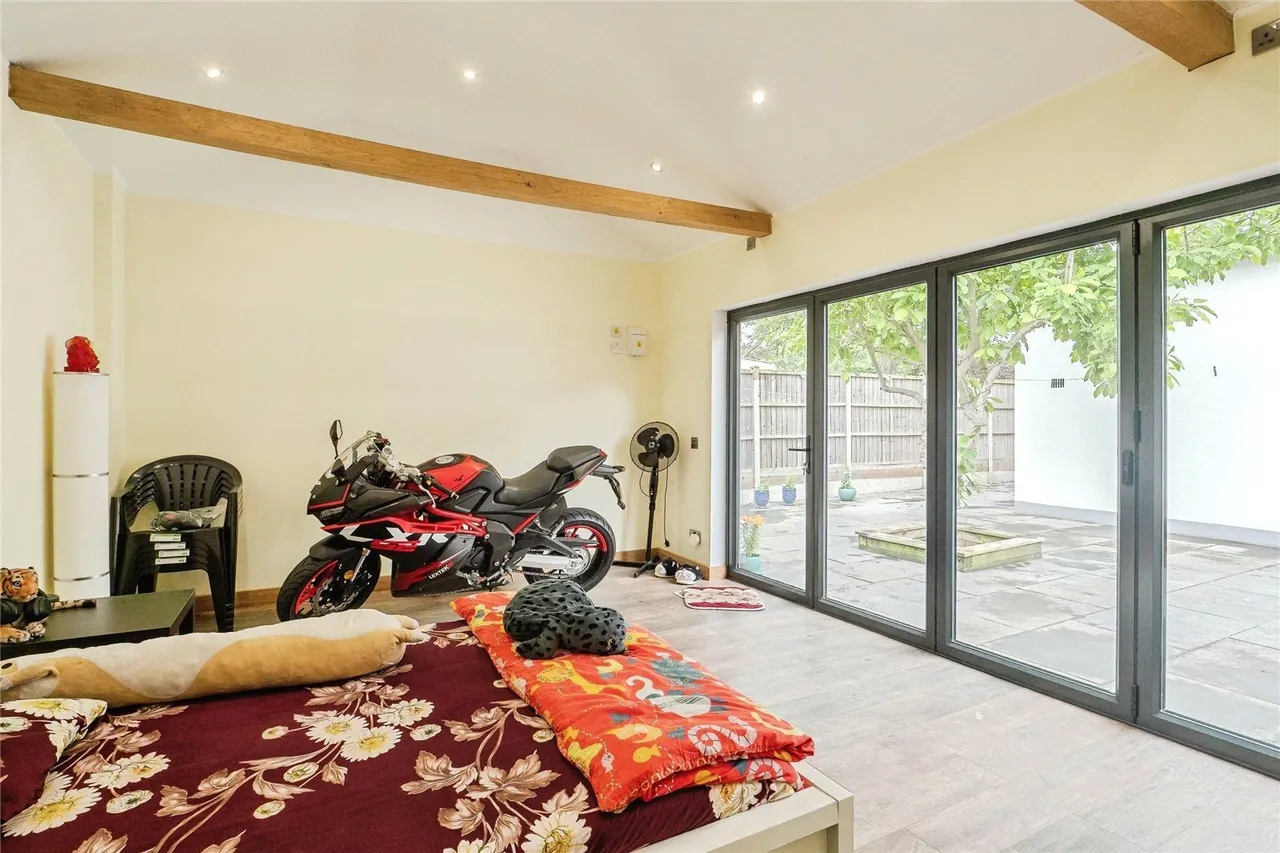 Canterbury Terrace, Westcotes, LE3, photo 18