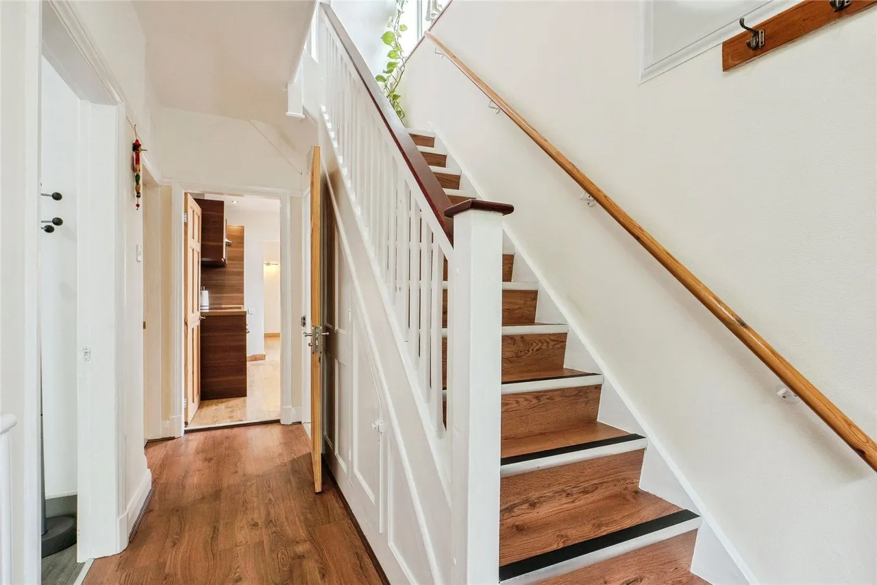Canterbury Terrace, Westcotes, LE3, photo 11